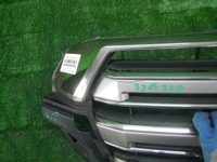 Решетка радиатора Toyota Land Cruiser 200 (2015-2021)