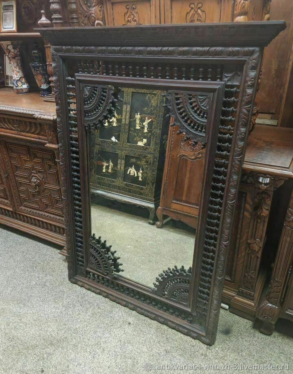 Старинное зеркало Бретонь