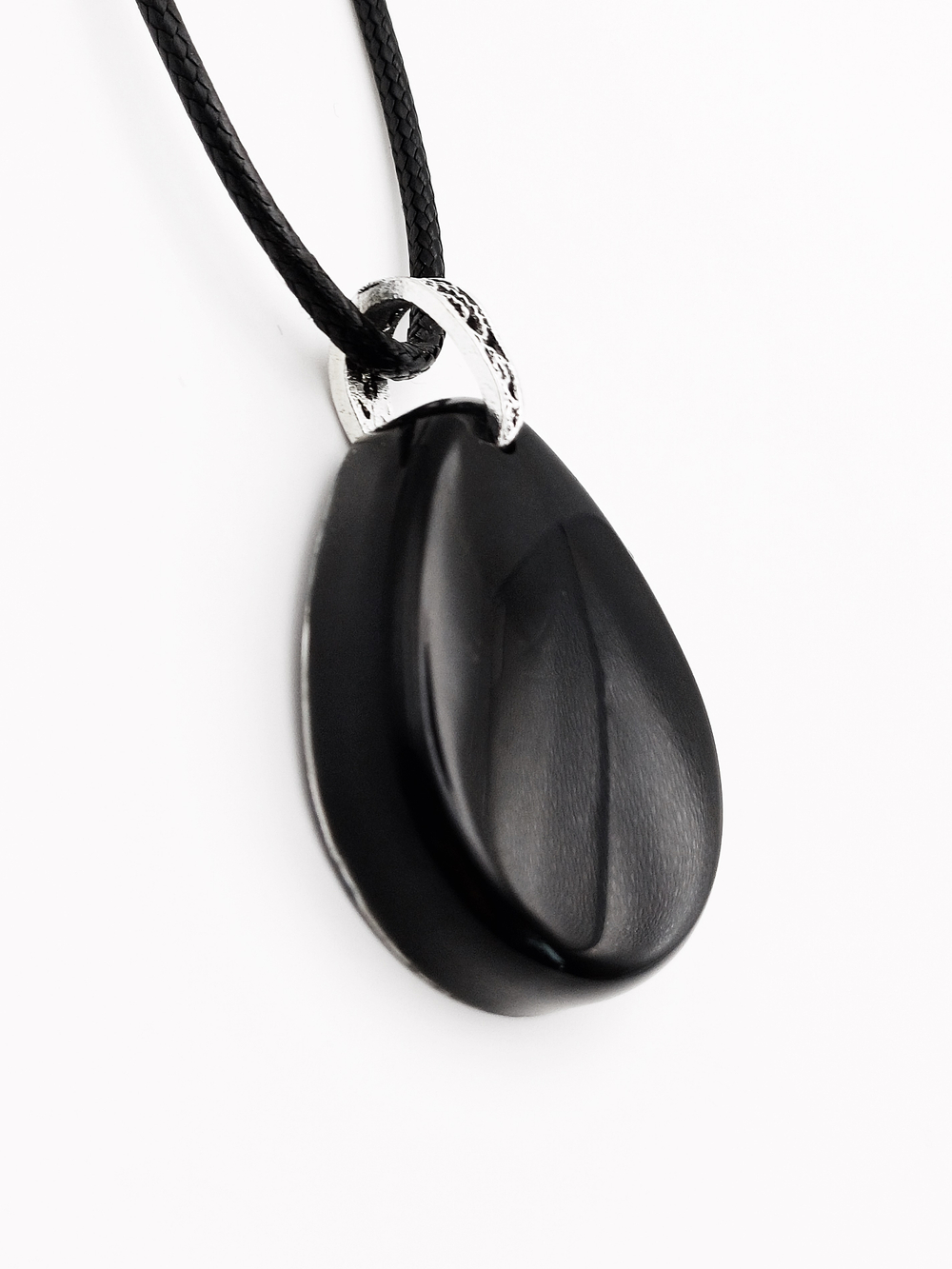 Кулон черный круглый