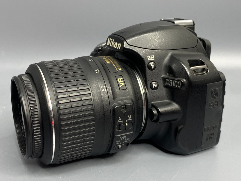 Nikon D3100 kit 18-55mm 24.000 кадров