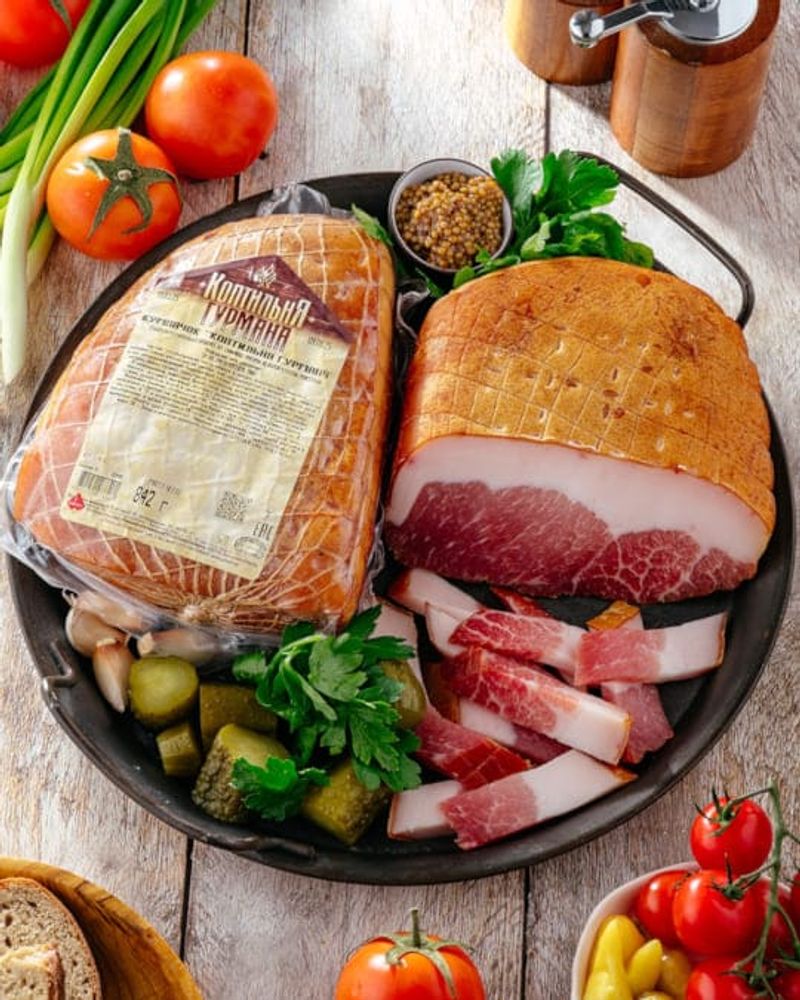 Кумпячок "Коптильня Гурмана" сырокопченый Пикант