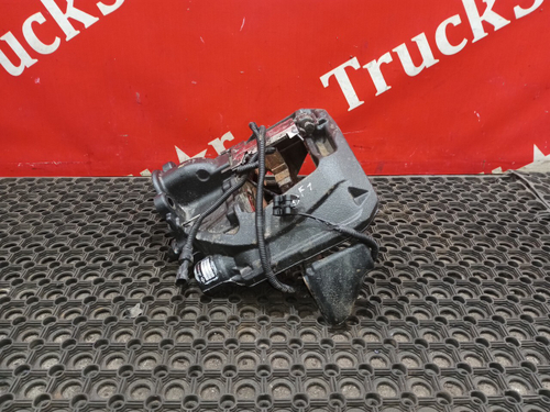 Суппорт передний правый 2023г