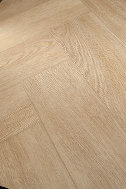 Strong Step Ideal Lugano, 1,588 м²