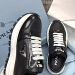 Кроссовки Prada