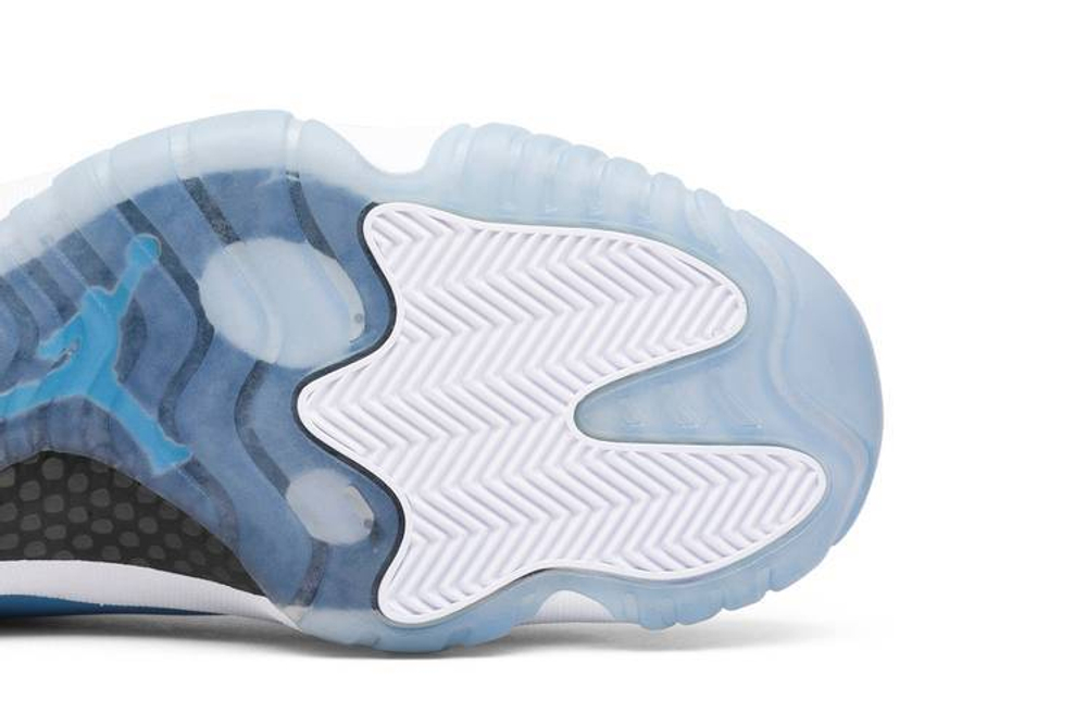 Кроссовки Jordan Air Jordan 11 Retro Pantone