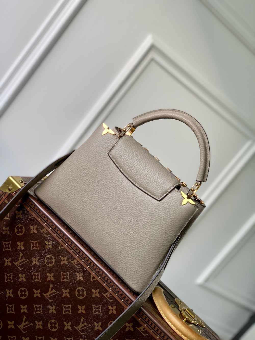 Louis Vuitton Capucines BB