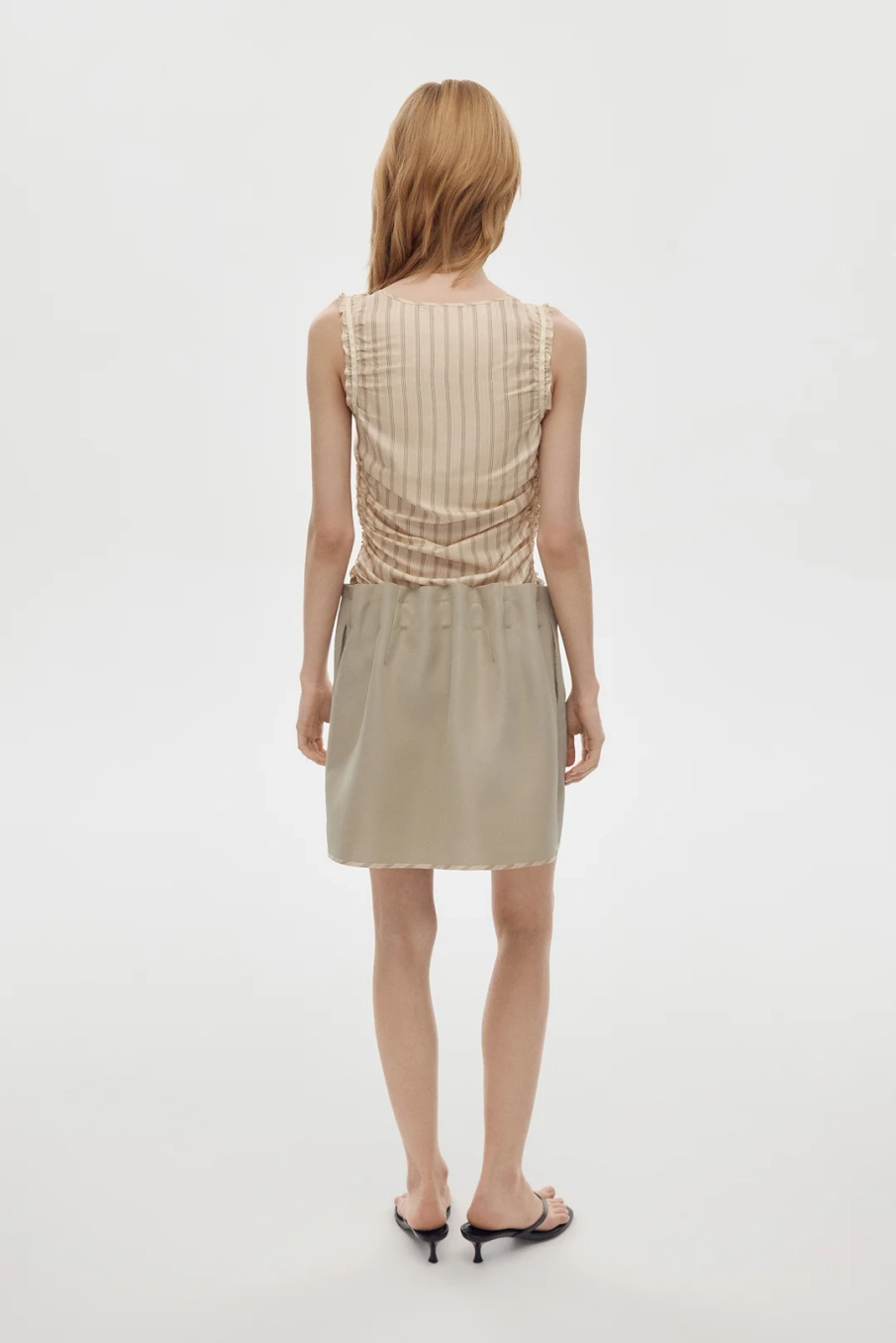 Юбка “Unfold” (проявление) из итальянской шерсти с шелком