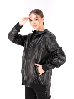 Куртка женская из натуральной кожи с капюшоном