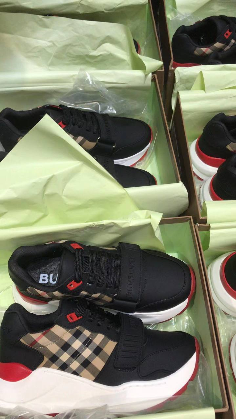 Кроссовки Burberry