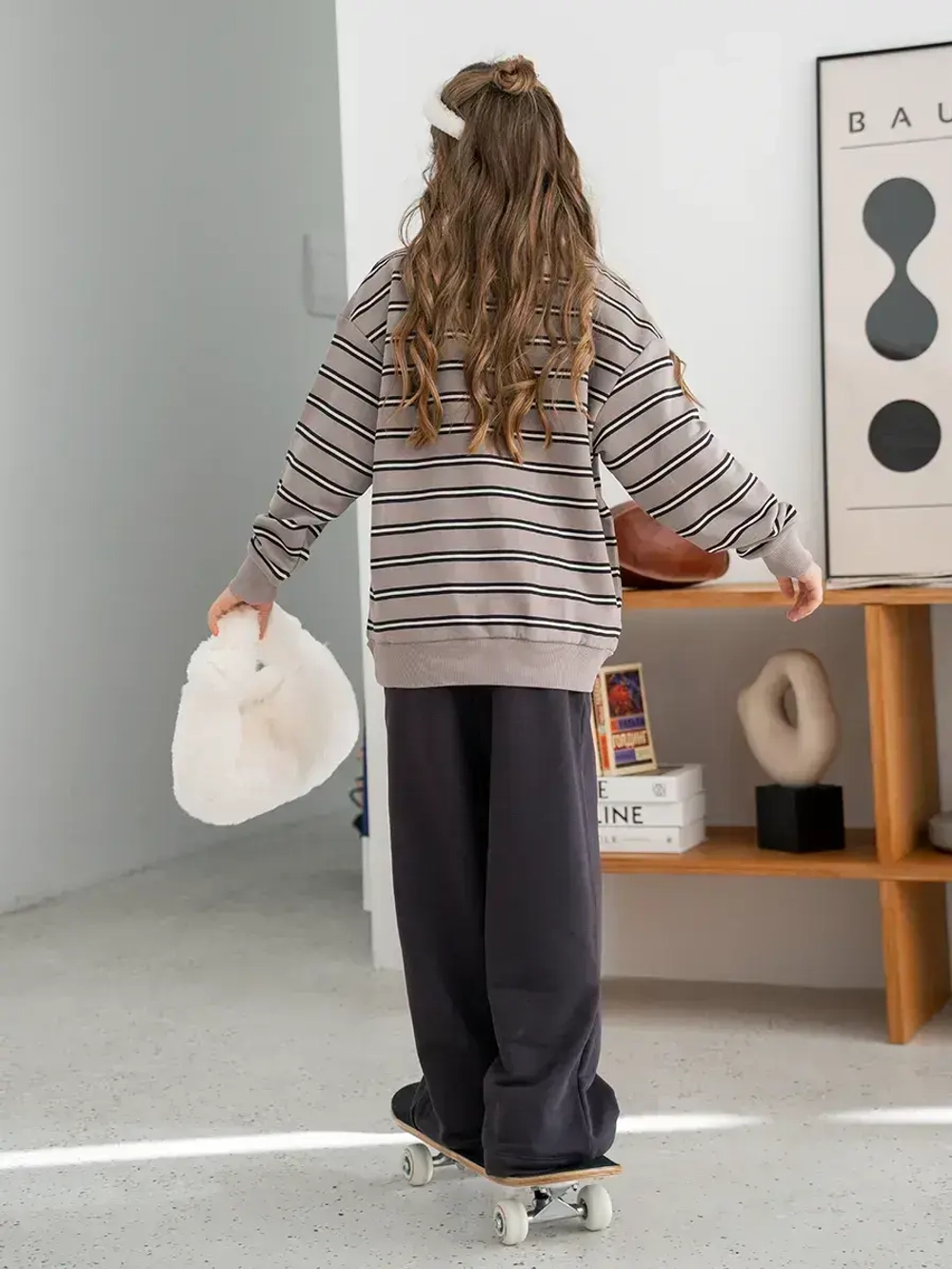 Спортивный костюм для девочки в школу