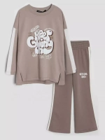 Бежевый костюм оверсайз для девочки