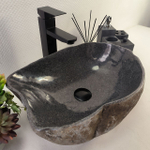 Раковина из речного камня RS-65083 45*32*15 0861