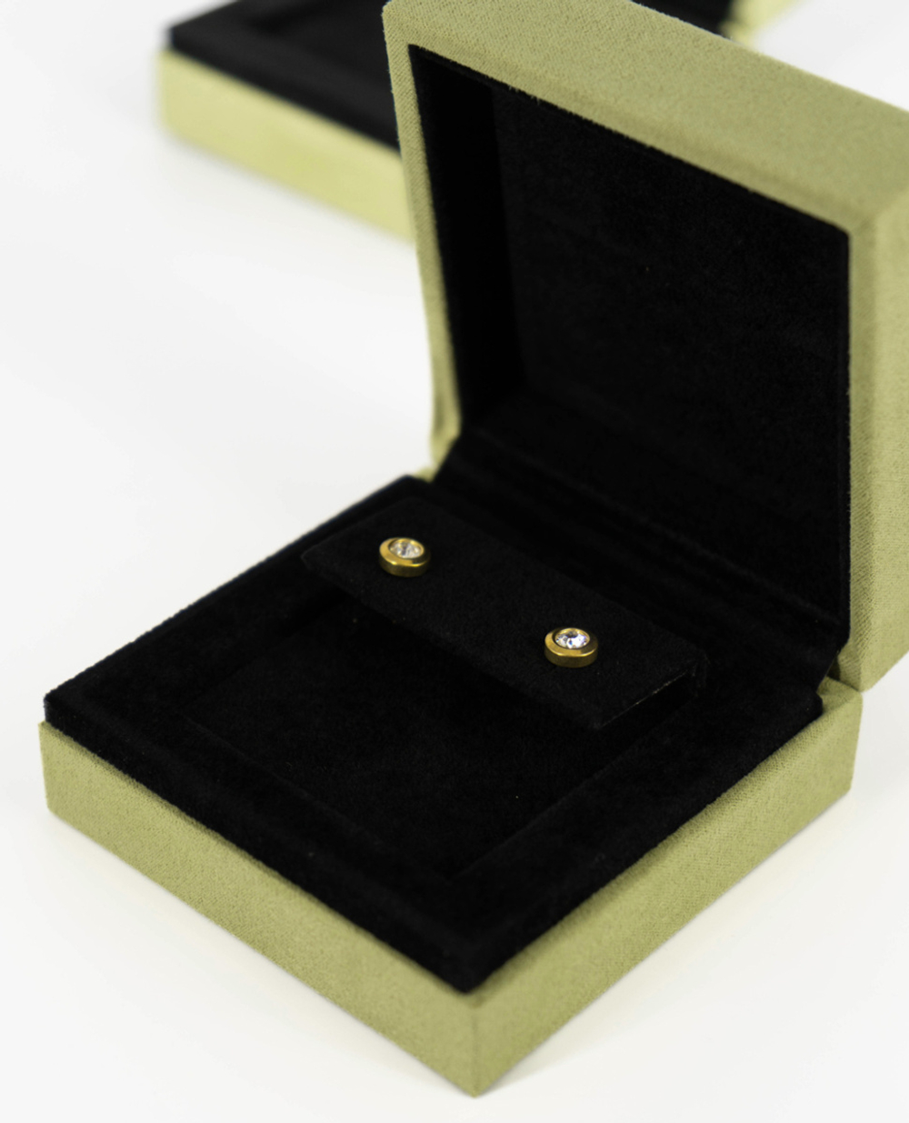 Пластиковый футляр серии «Оливия» для серёг и значка