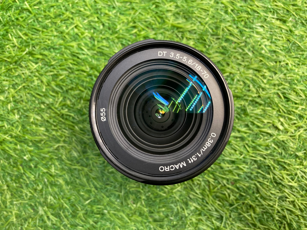 Sony A100 Kit 18-70mm DT 3.5-5.6