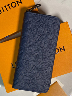Кошелёк Louis Vuitton