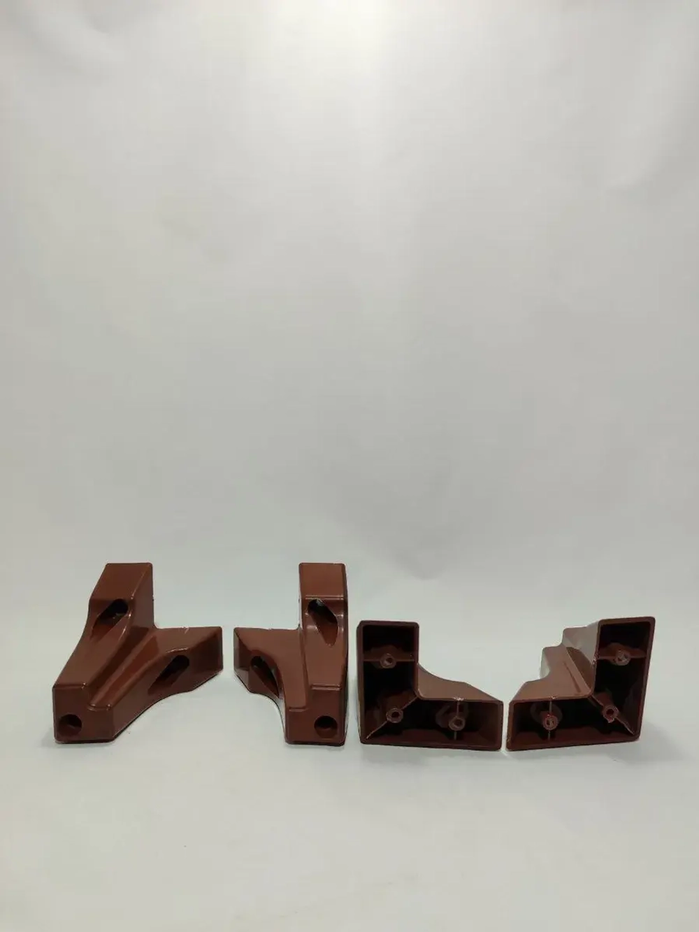 Мебельные ножки пластиковые для дивана шкафа и тумбочки