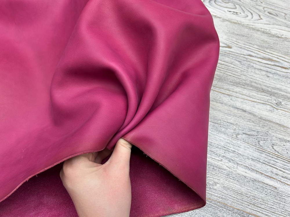 Лот Cusna Fuxia+Natura (1,3-1,5 мм), натуральная кожа