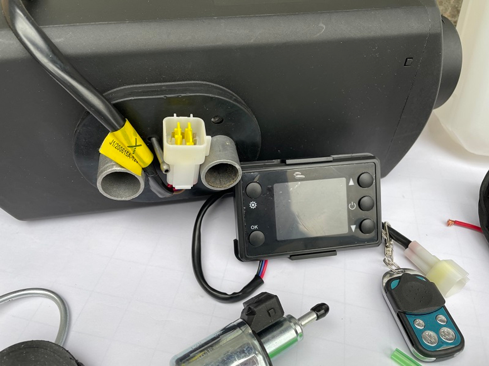 Air 1 TAO 5.5 кв.т (12 в) Воздушный автономный отопитель 5.5 кв.т (12 в), Пульт ДУ, бак 10л. (Гарантия 3 месяца) | Вес: 7кг; 45*41*29см - Заканчивается