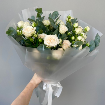 Букет из Кустовых роз