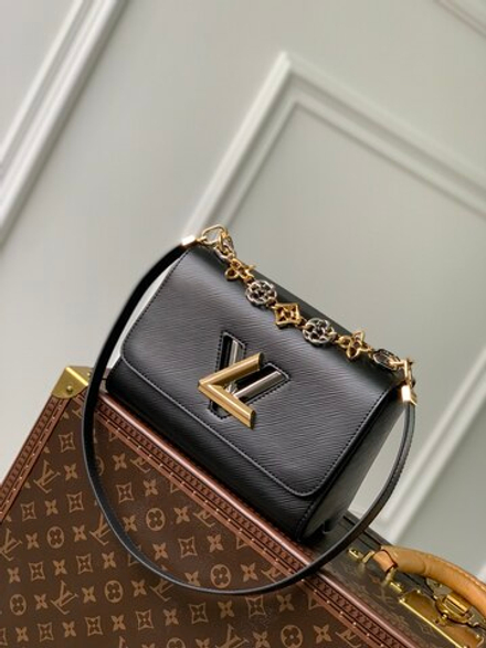 Louis Vuitton Twist MM