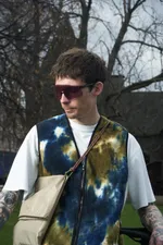 Жилет Called a Garment Wilderness tie-dye синий / хаки