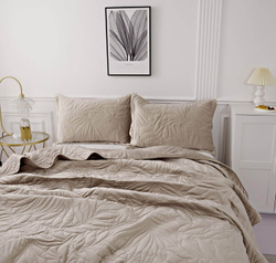 Покрывало 160х220 и наволочка 50х70 Sofi De MarkO Глория бежевое