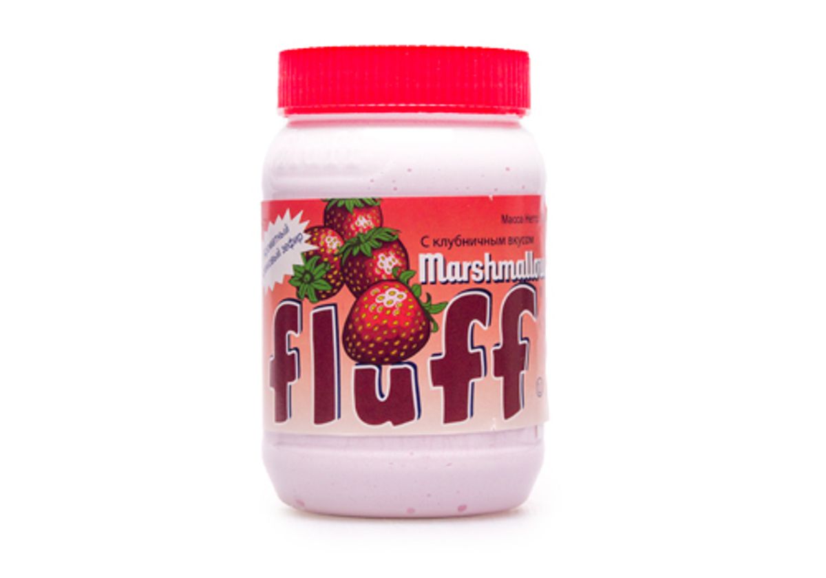 Зефир кремовый Marshmallow Fluff клубничный, 213г