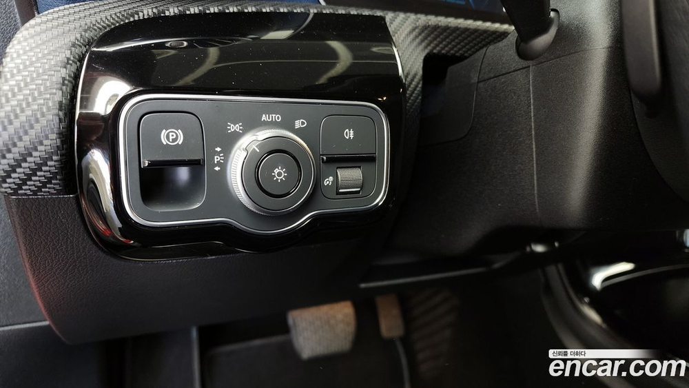 Mercedes-Benz A-Class W177 A220 Hatchback (09.2019)