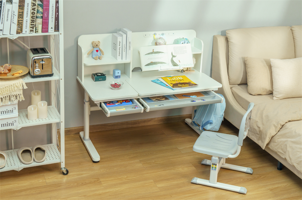 Растущая парта Cubby Iris II (1200×600 мм)