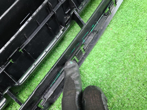 Решетка радиатора Geely Coolray (2019-2024)