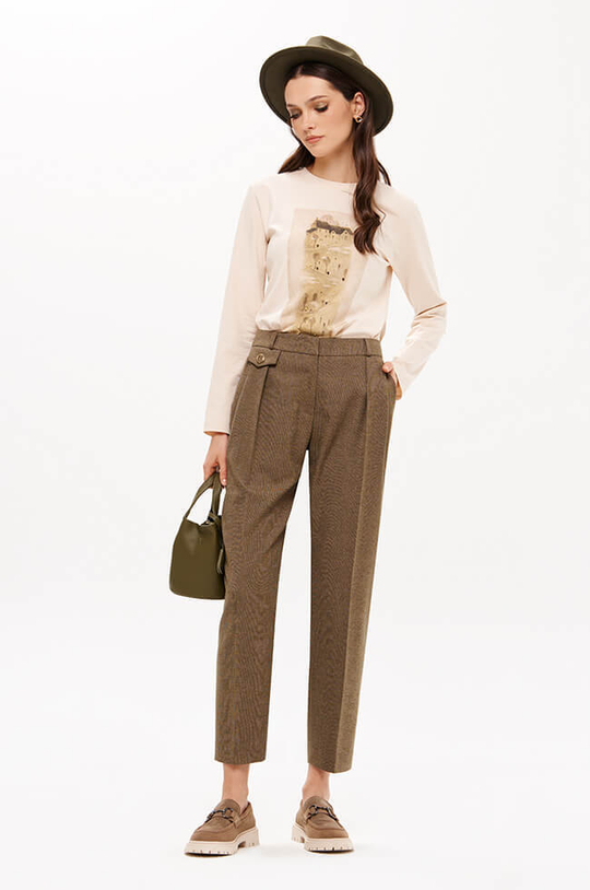 23394 Лонгслив женский (бежевый)