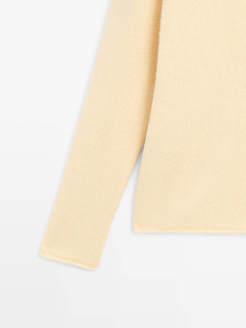 Massimo Dutti Свитер из 100% шерсти с V-образным вырезом, ванильный