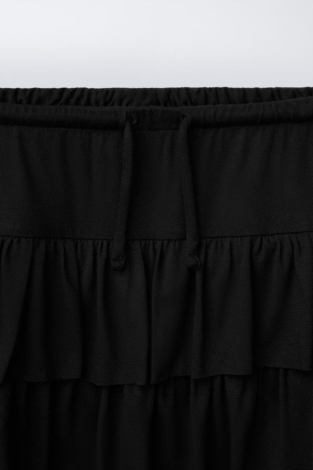 ZARA ЮБКА-ШОРТЫ С ВОЛАНОМ, ЧЕРНЫЙ