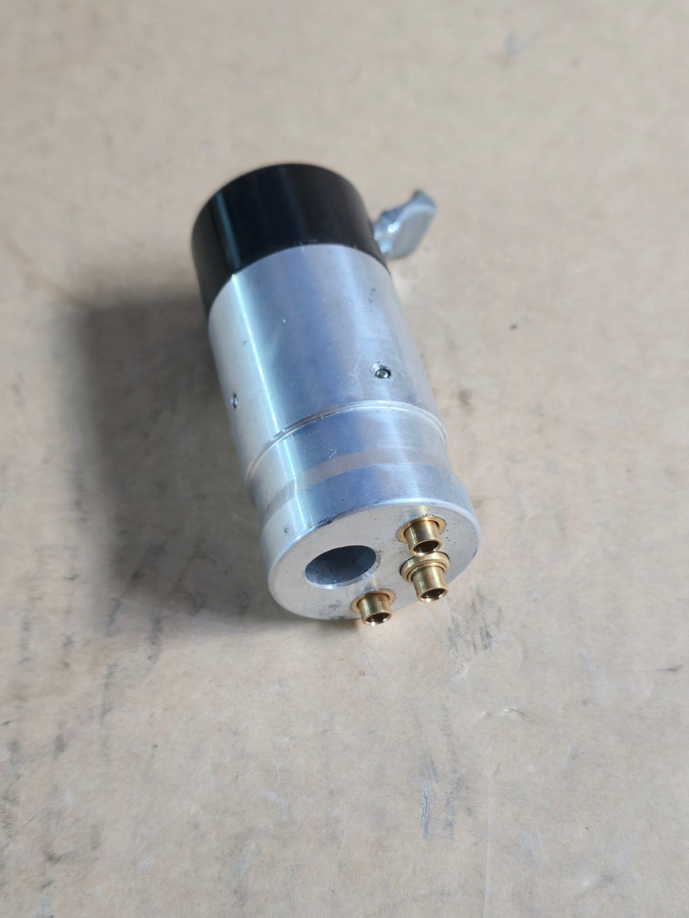 Клапан МАЗ включения делителя пневматический MEGAPOWER