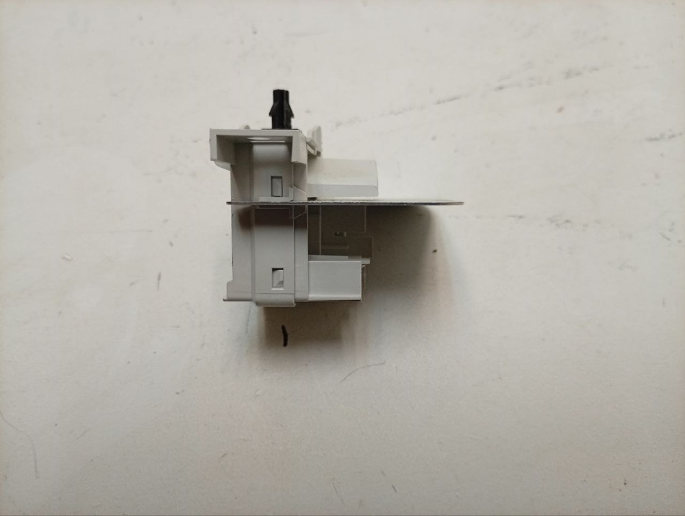 ESL98330 ктп2 Сетевая кнопка для посудомоечных машин Zanussi AEG Electrolux 1113337024 б/у