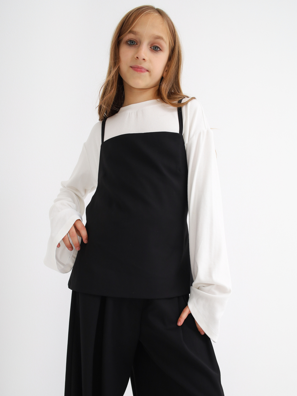 Топ школьный, черный