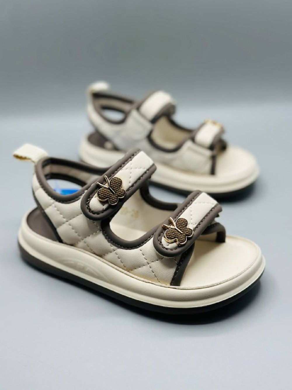 Детские кожаные босоножки Miu Miu с бабочкой