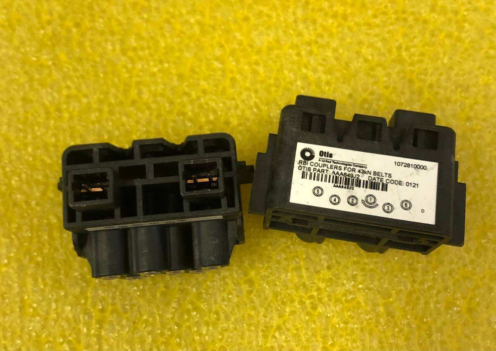 Коннектор (заглушка) тяговых ремней без разъемов 30мм RBI AAA649J12 Otis