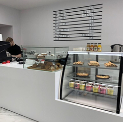 Ремонт кондитерских витрин