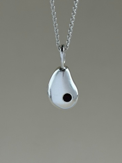 кулон ЧУВСТВУЙ любовь