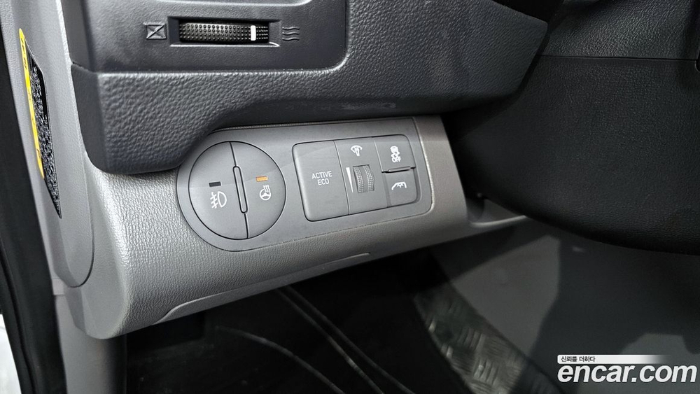 Hyundai The New Grand Starex Van 5인승 (03.2020)
