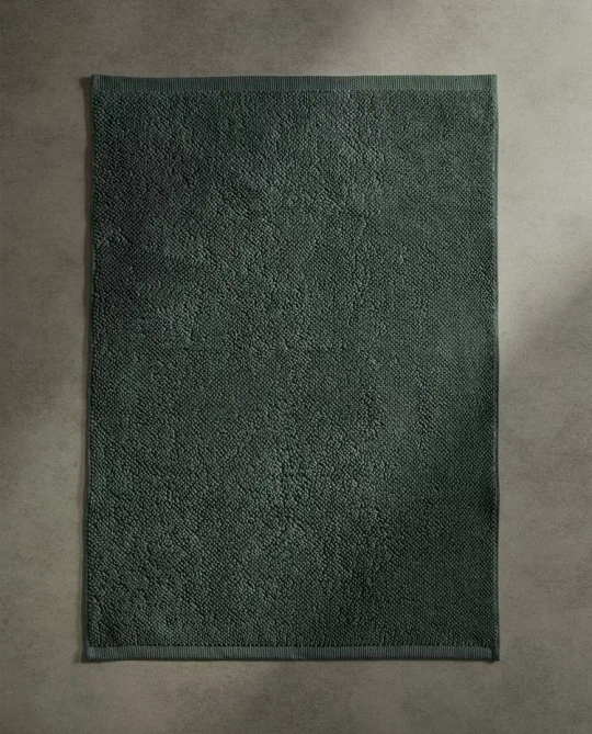 ZARA HOME НЕСКОЛЬЗЯЩИЙ КОВРИК ДЛЯ ВАННОЙ, ХАКИ