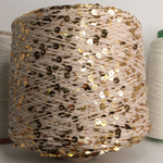 GLAMOUR Хлопок, пайетки, 240м/100гр. Светлый-светлый беж, золотые пайетки.