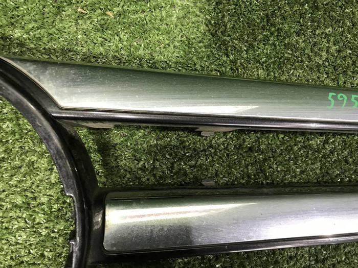 Накладка решетки радиатора Mercedes G w463 (2008-2015)