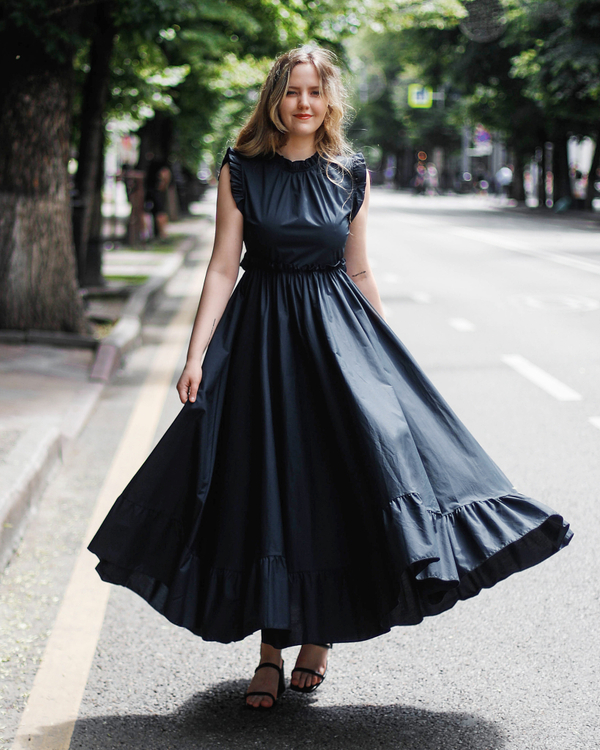 Платье цвет кэмел, Италия