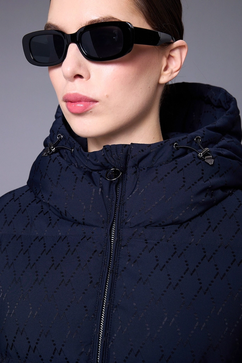 Куртка черная зимняя LOGO NET BLACK