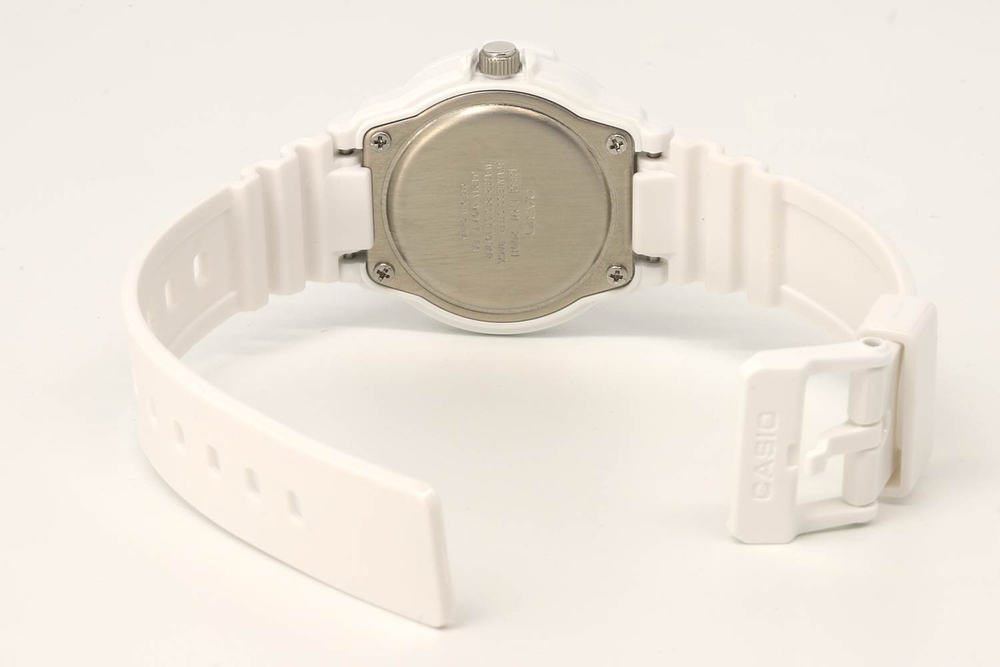 Часы Casio LRW-200H-7E2