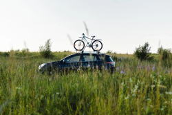 Велокрепления на крышу автомобиля  LUX PROFI 