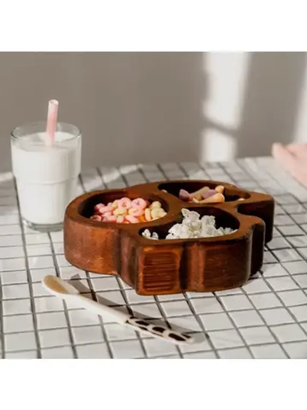 Менажница "Кролик" из Сибирского кедра