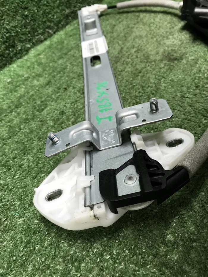 Стеклоподъемник задний правый Changan Uni-T 20-нв